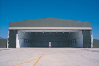 China OEM Hot Dip Galvanized, Steel Wide Span Aircraft Hangar Buildings And Airport Terminals supplier