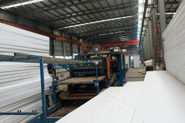 Custom Pre-engineered Prefabricated Industrial Welding Metal Roofing Sheets System