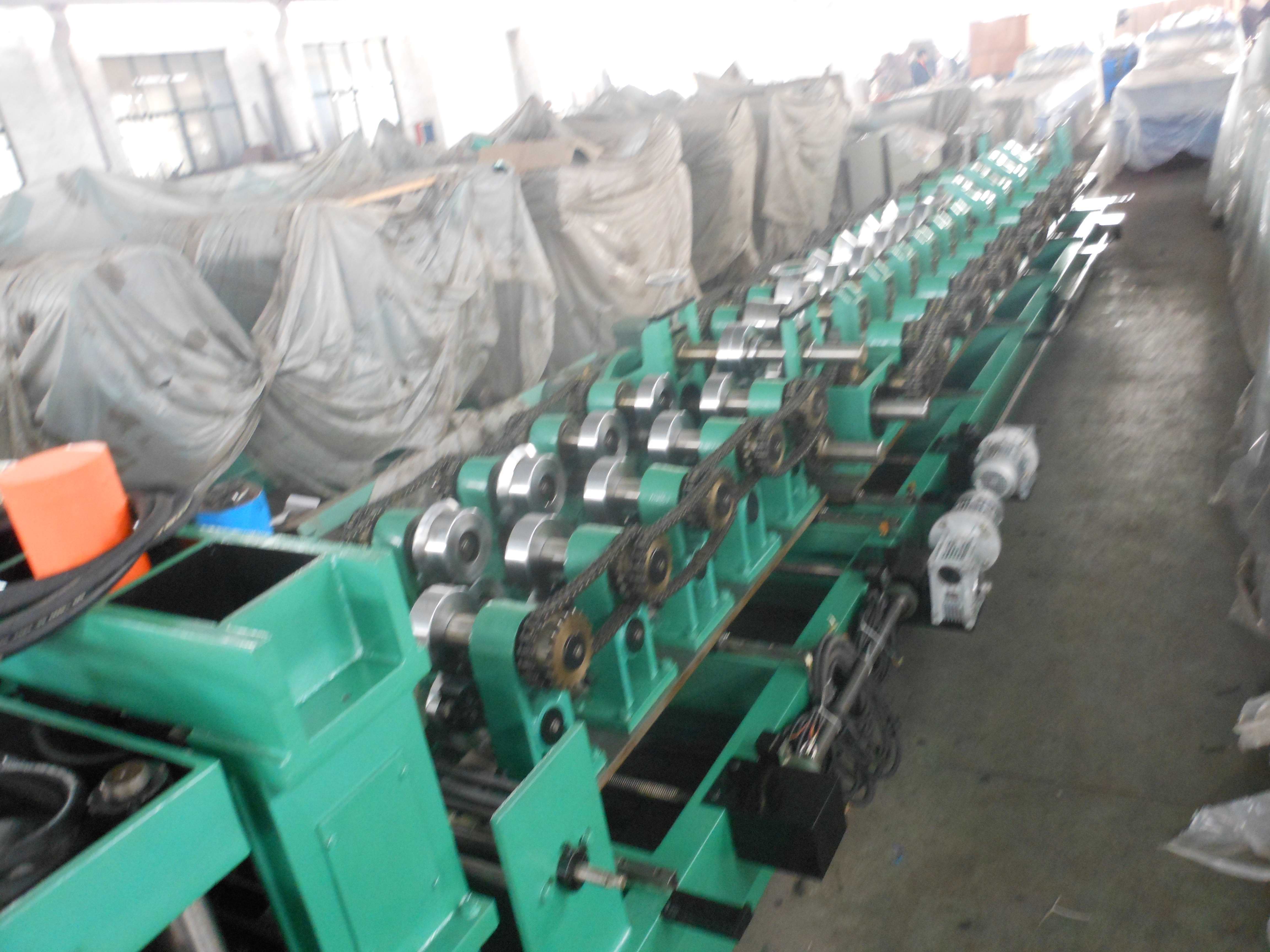 Z Purlin Cold Roll Forming Machine 