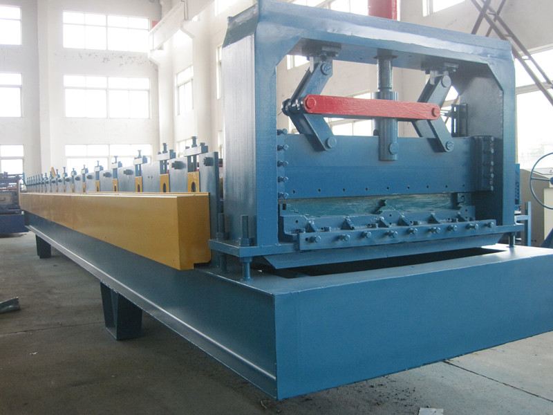 15KW Hat Channel Cold Rolling Machine With Cr 12 Blade Hydraulic Cutting