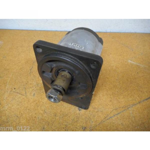 Rexroth Gobon  MNR: 0 510 725 056 Gear pumps origin Old Stock #1 image