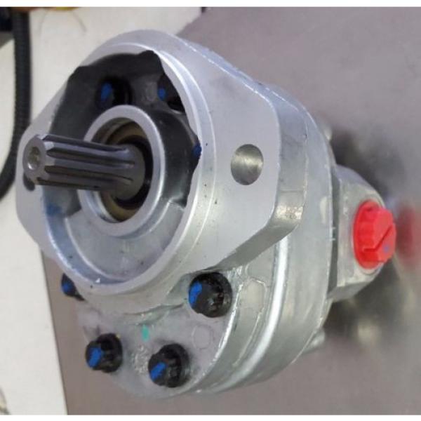 Eaton Fiji  Vickers 26010-Rze Hydraulic Gear Pump, Displace 154, Gpm 184, Right #1 image
