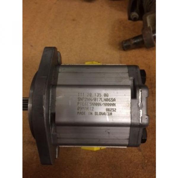 Sauer Heard  Danfoss SNP2 Model Gear Pump Hydraulic #1 image
