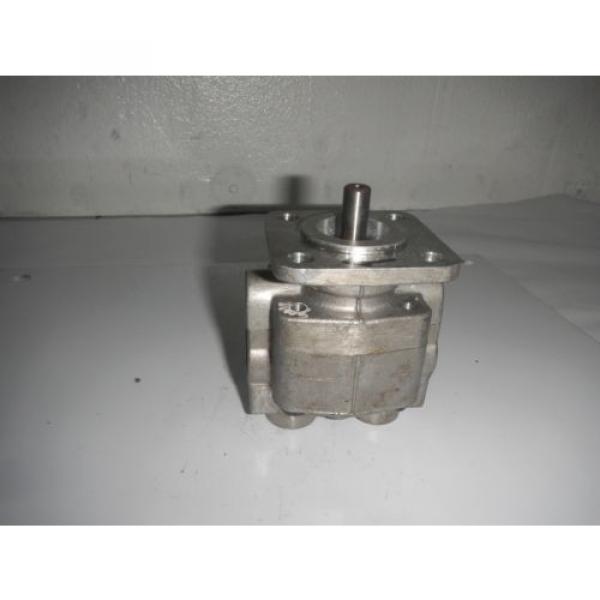 Rexroth Ecuador  P19FS21R Gear Hydraulic pumps #1 image